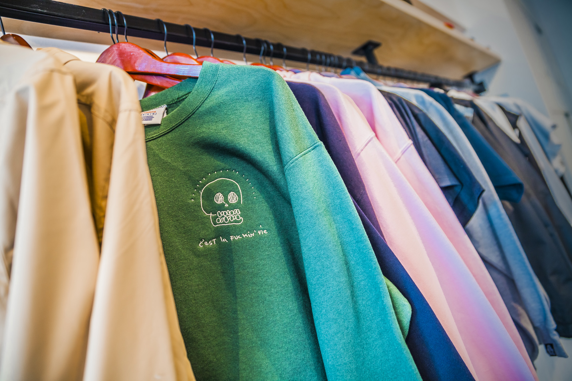 ARTGANG ouvre une folle boutique avec café et sneakers