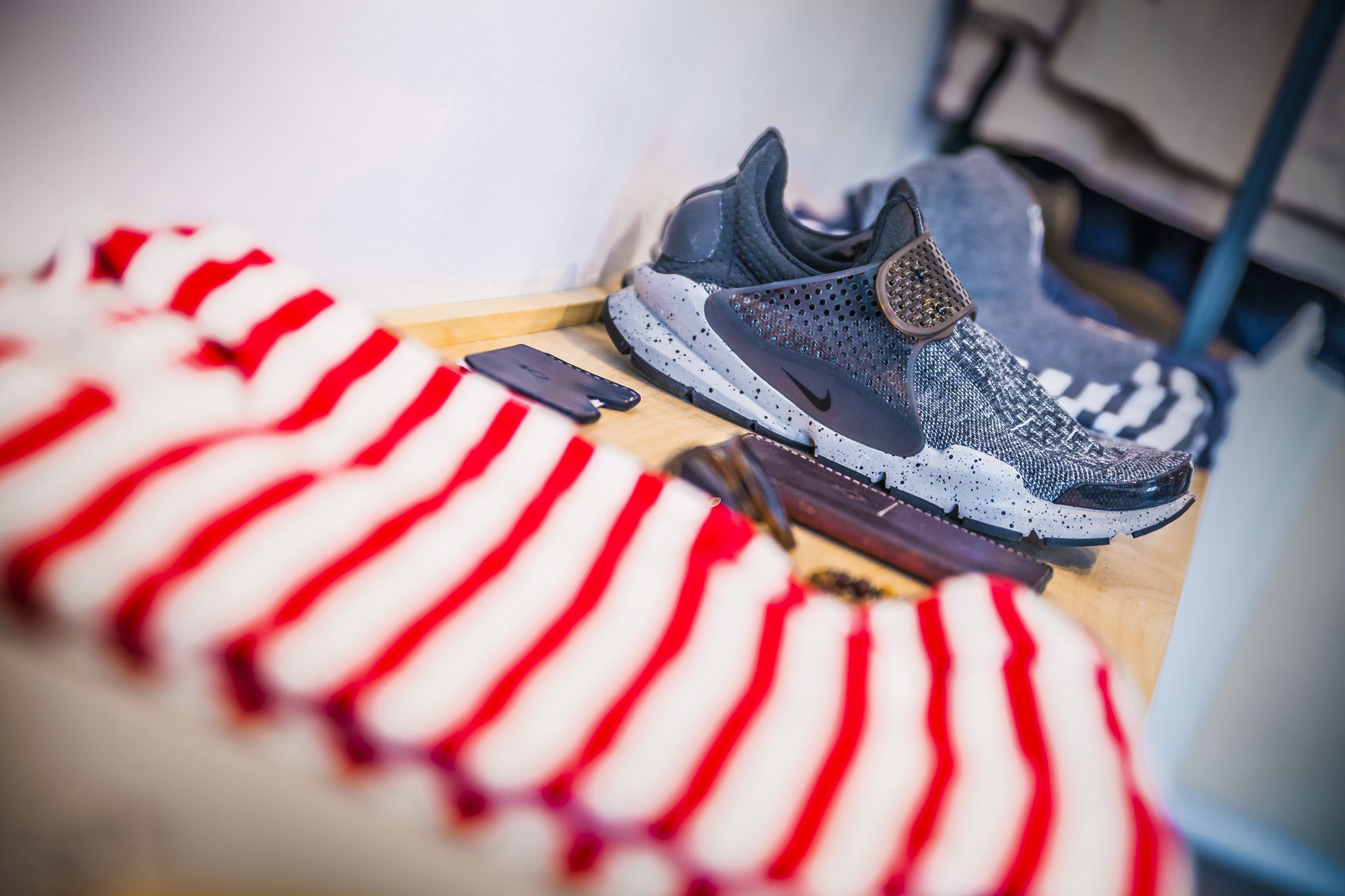 ARTGANG ouvre une folle boutique avec café et sneakers