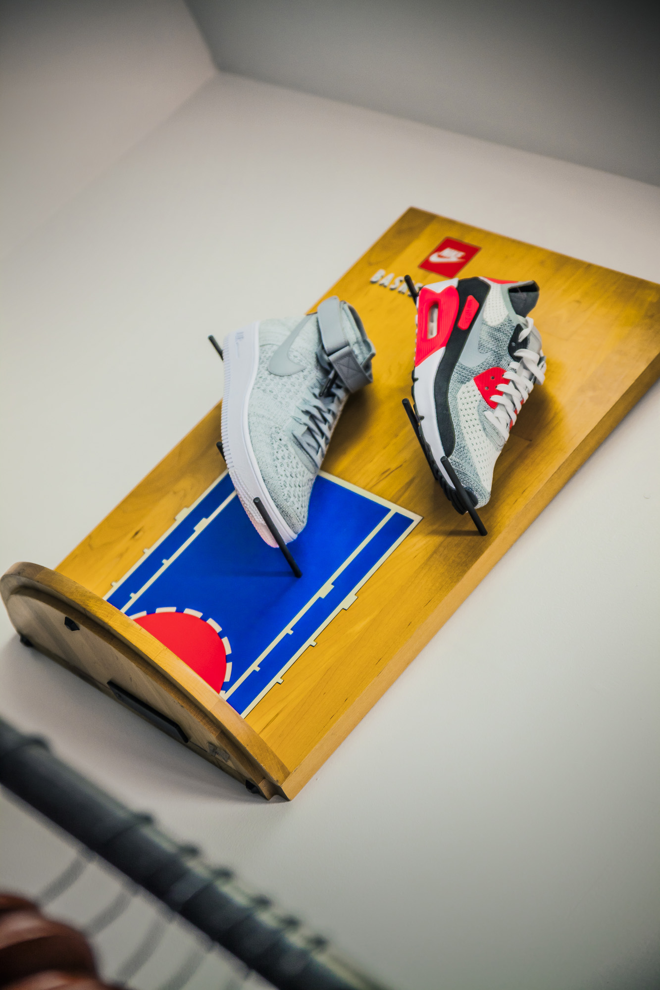 ARTGANG ouvre une folle boutique avec café et sneakers
