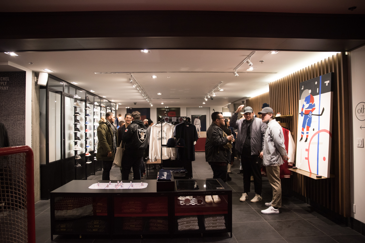 Le tricolore à l'honneur pour la collab des Canadiens et OTH [Photos]