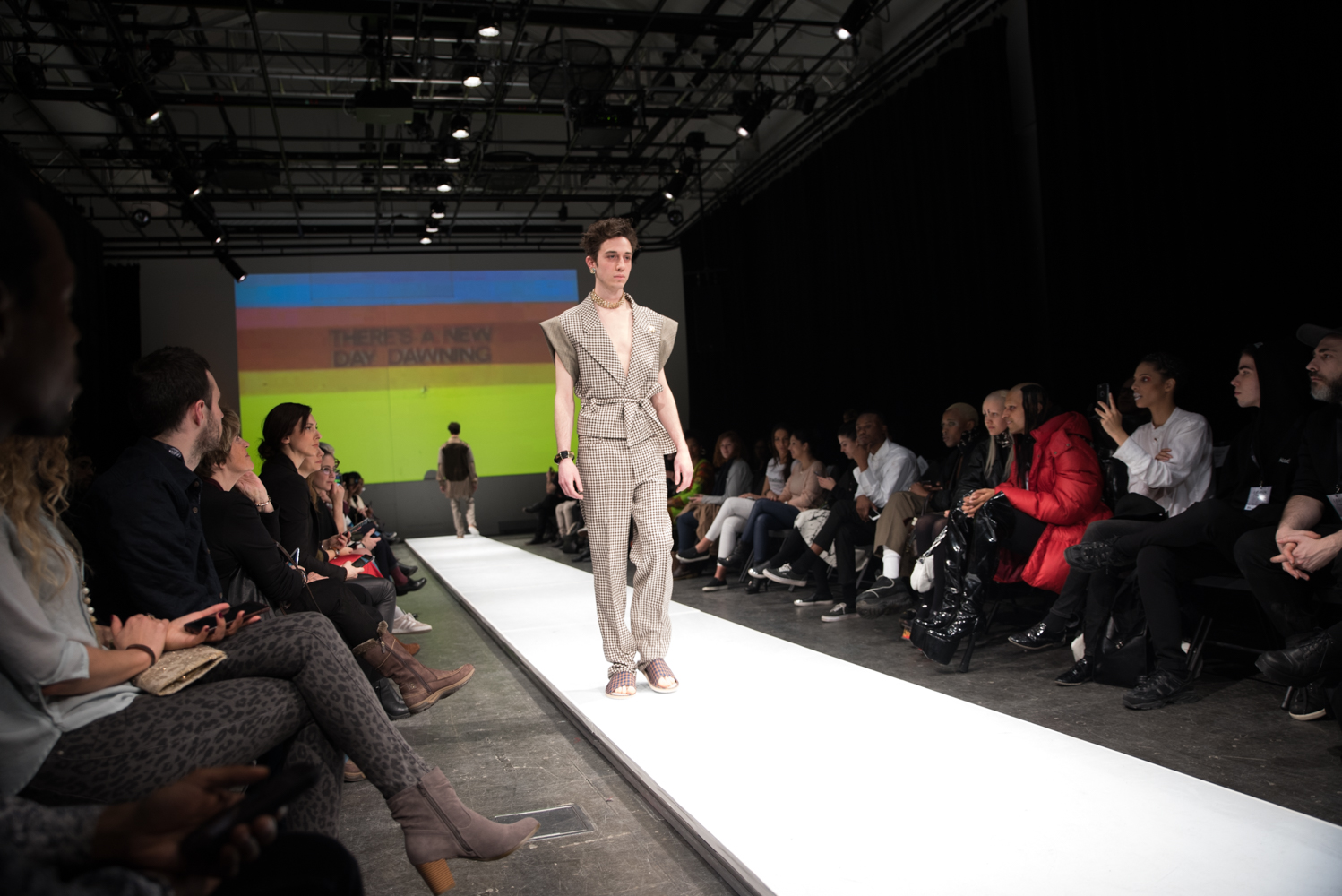 Retour sur l'élégant défilé d'Helmer lors du Fashion Preview [Photos]