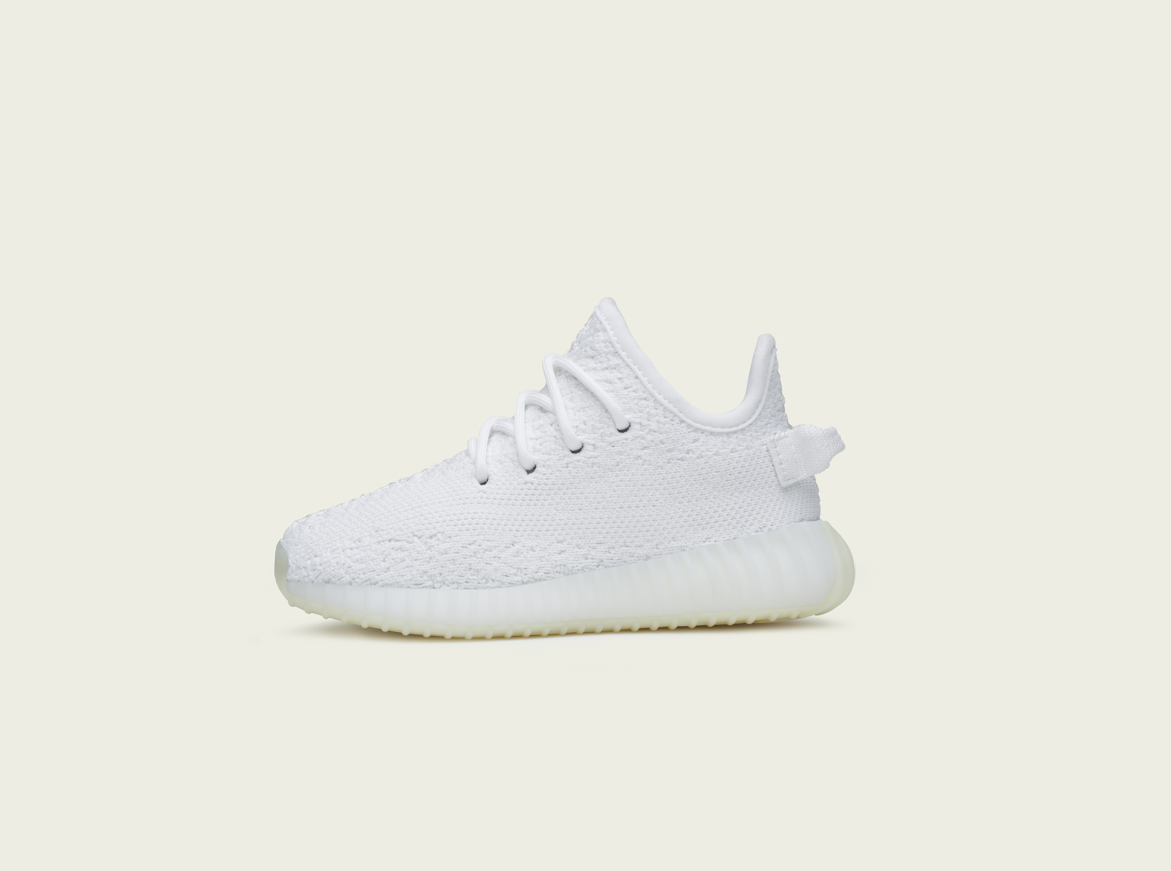 La Yeezy Boost 350 V2 'Triple White' en vente Ã  MontrÃ©al dans un Dropzone - Ton Barbier