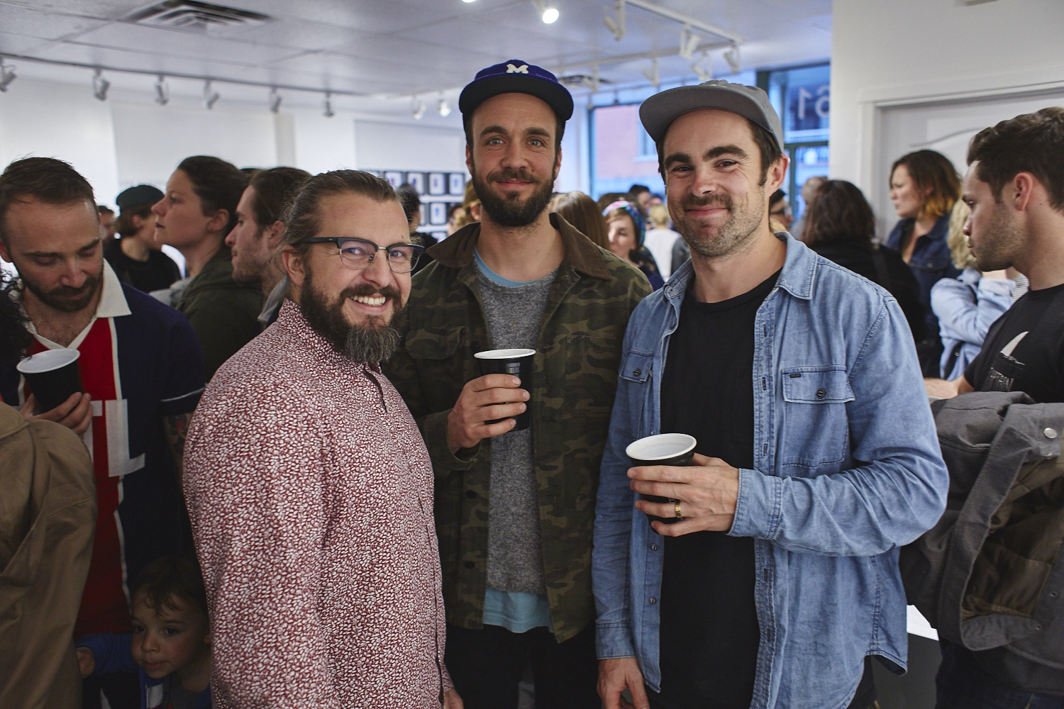 Sympa vernissage à la boutique éphémère Bref avec des artisans locaux