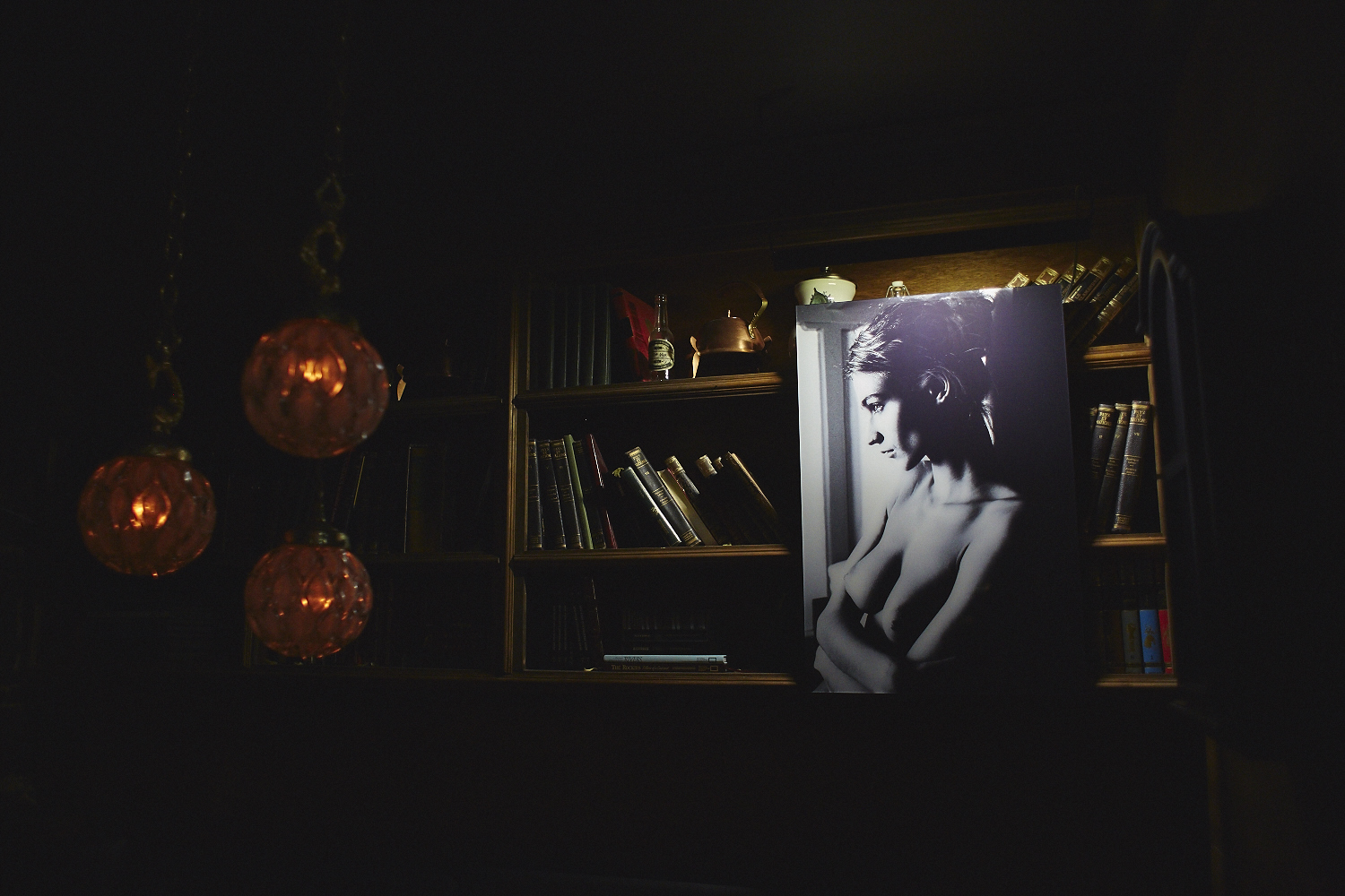 Le cabaret érotique du 4e mur, une soirée exposition et burlesque [Photos]