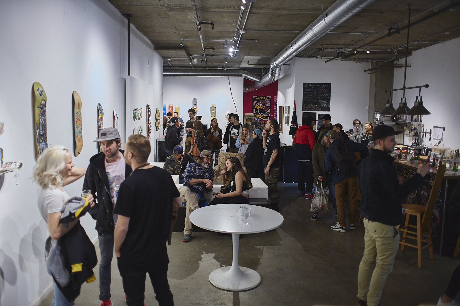 Très belle soirée au vernissage de Spectrum au Art Lounge MTL