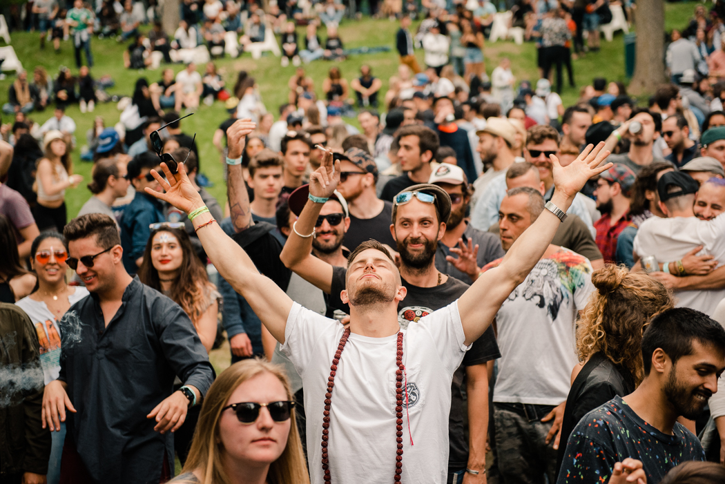 La saison du Piknic Électronik démarre en feu! [Photos]