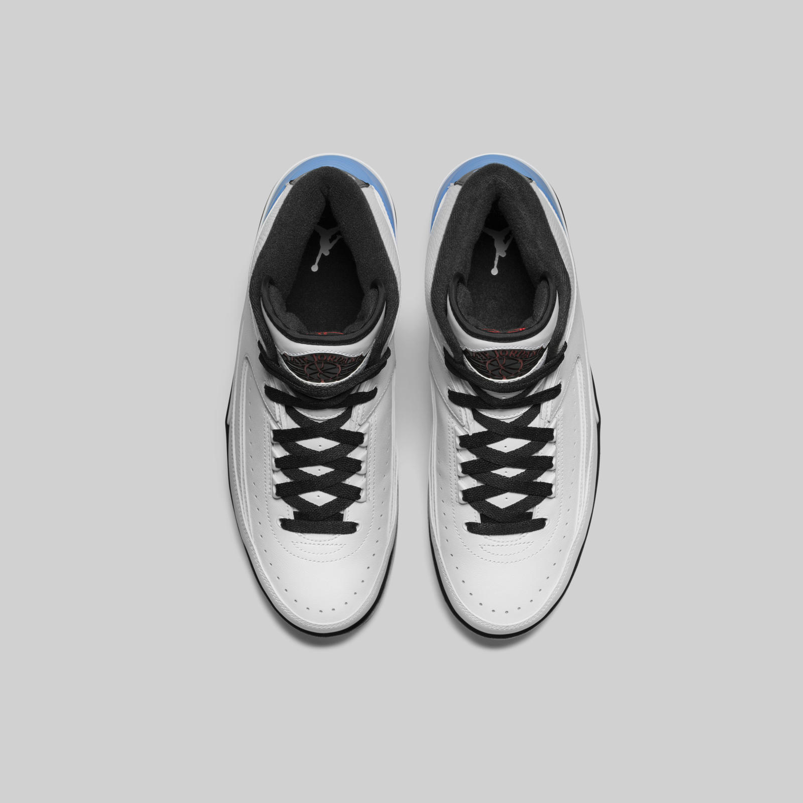 La collabo vintage Jordan X Converse en hommage à Michael Jordan [Photos]