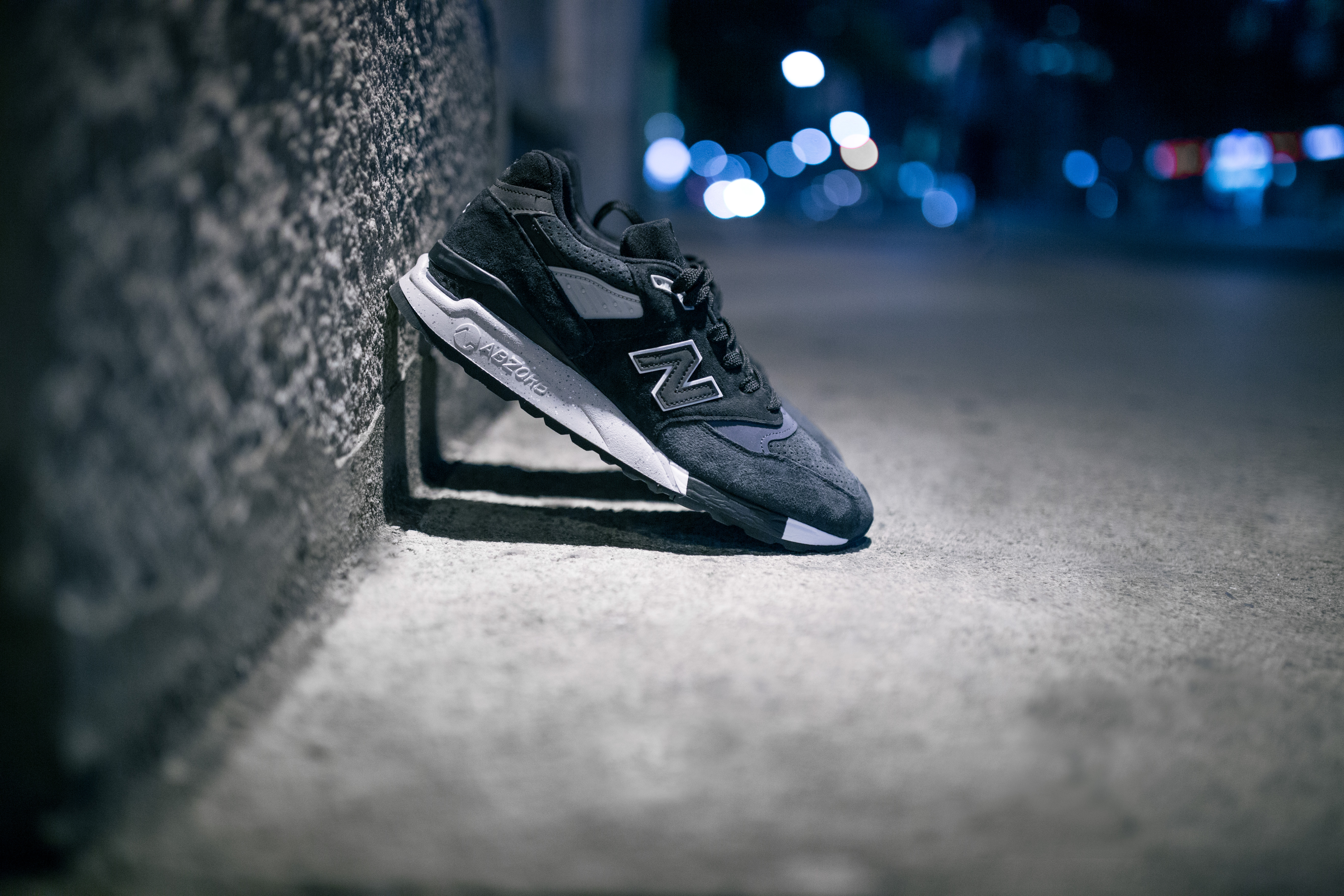 New Balance dévoile son modèle exclusif du 375e de Montréal [Photos]