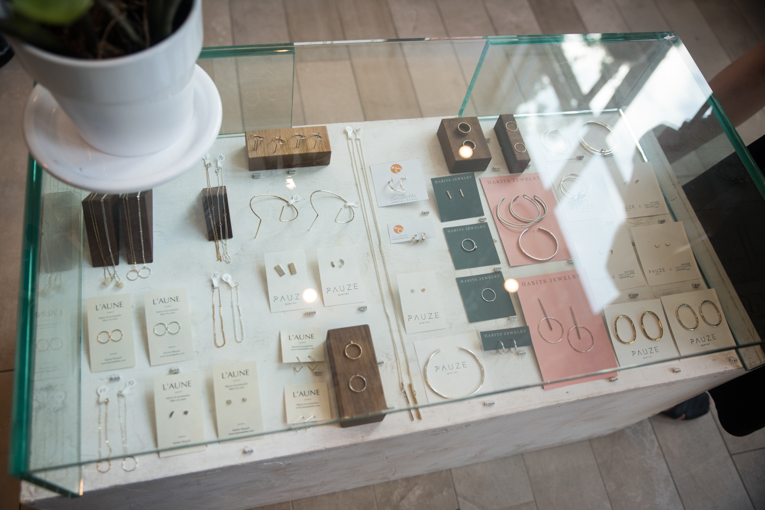 La boutique Betina Lou X Marmier fête ses 1 an avec amis et clients [Photos]