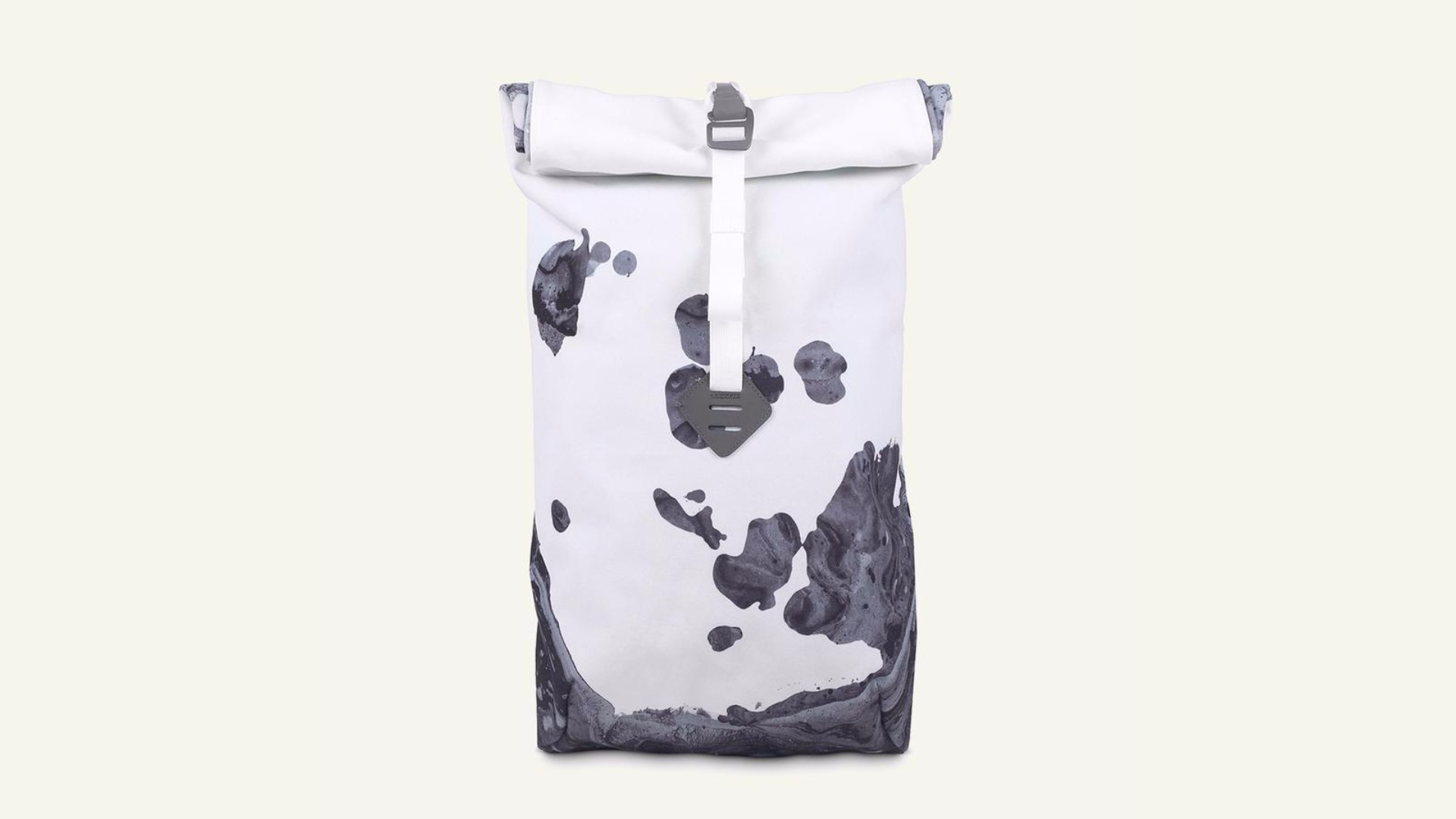 Ce sac Millican X Radiohead de type «roll pack» fera des jaloux
