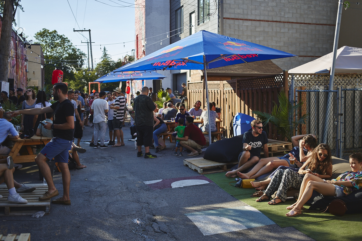 Bloc party festif dans la ruelle du St-Édouard avec la gang de Le Cartel [Photos]