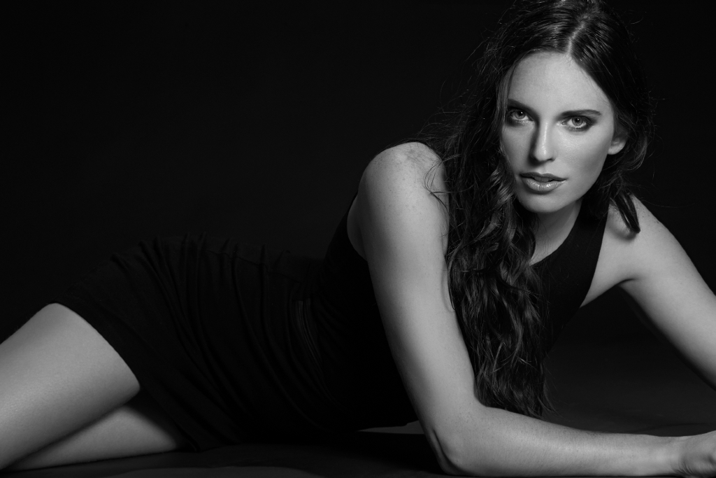 Karine Savage, l'éblouissante mannequin et relationniste [Girl Crush 149]