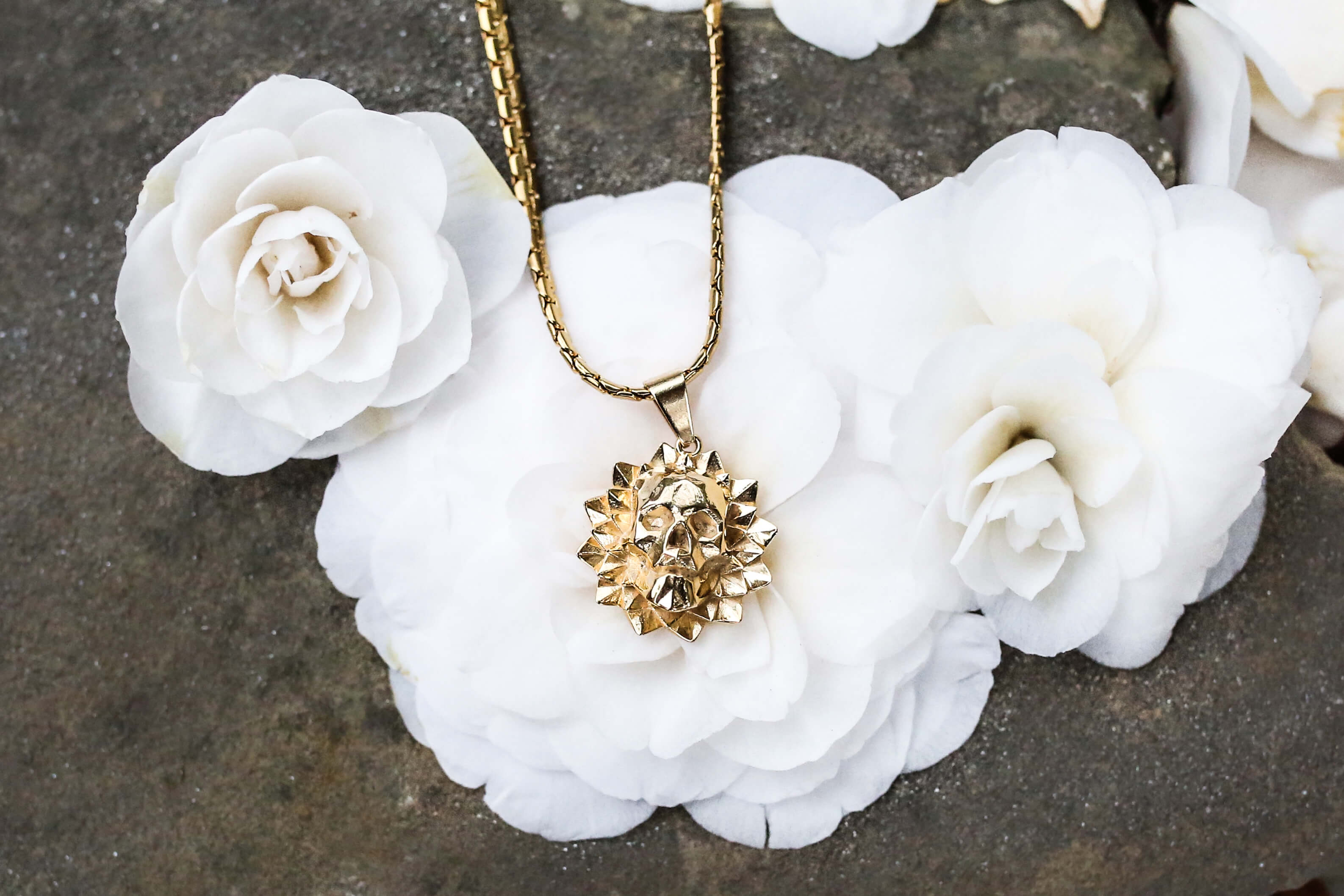 Nom De Marque : des bijoux très gangsta-chill de Los Angeles [Lookbook]