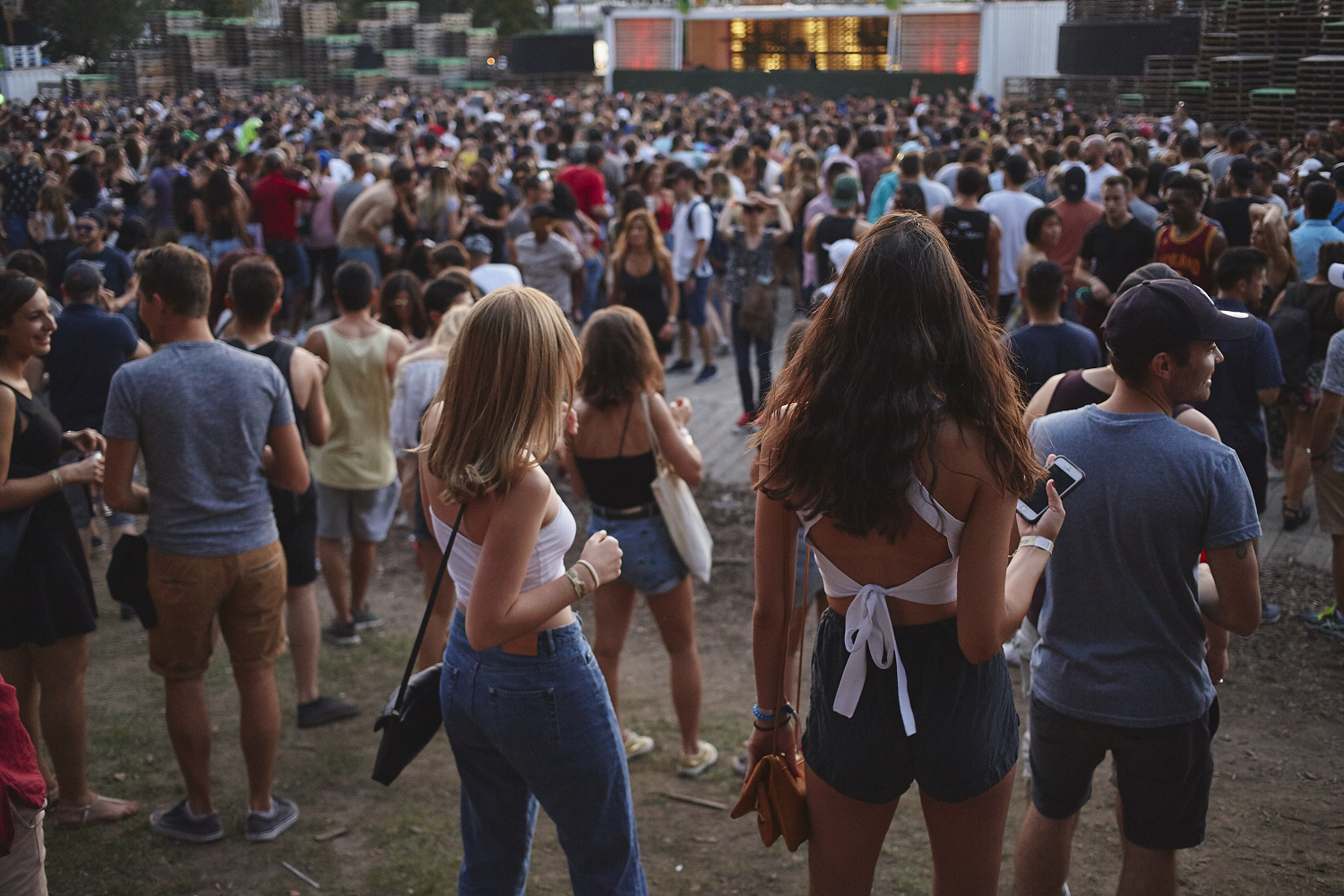 Gros party au Piknic Électronik: belle ambiance, chaleur et gros son