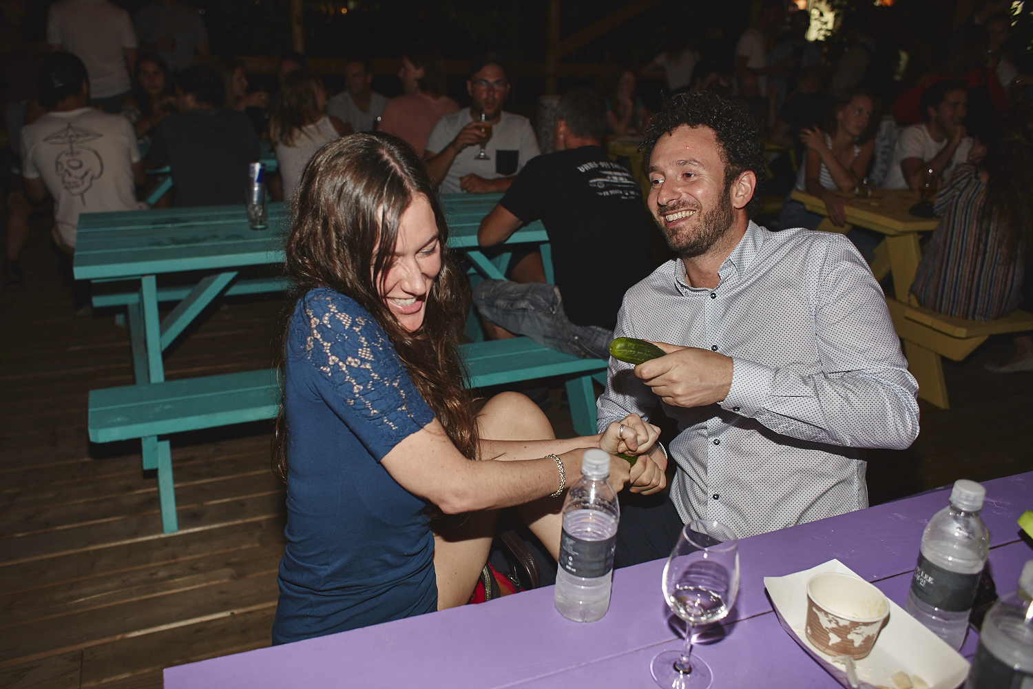 Chaude soirée bondée pour l'ouverture officielle de Riverside [Photo]