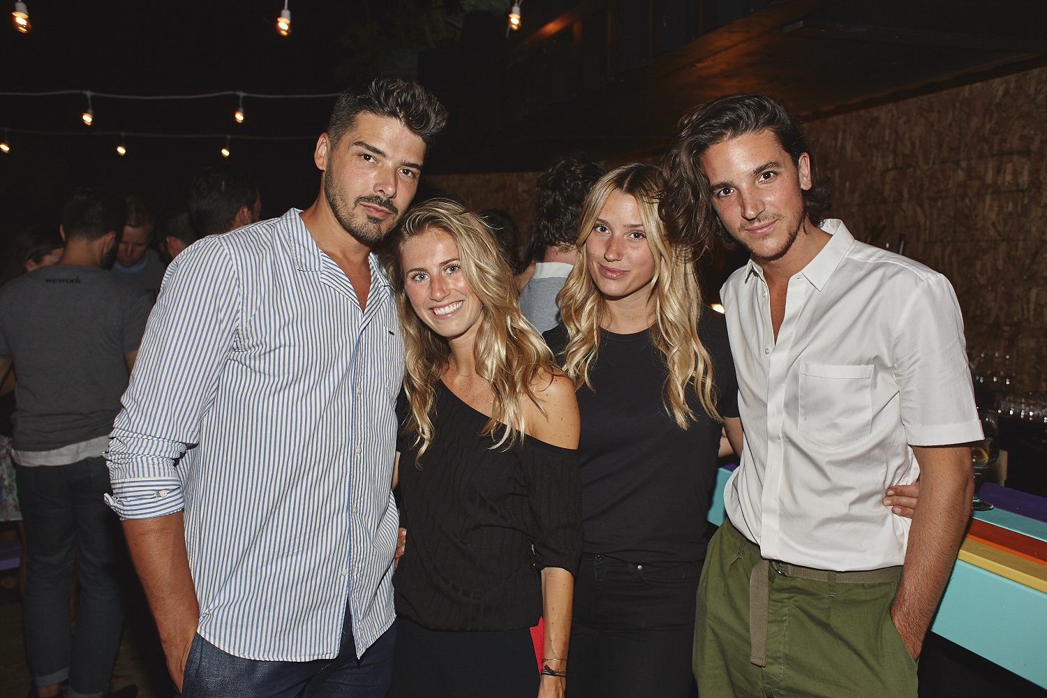 Chaude soirée bondée pour l'ouverture officielle de Riverside [Photo]