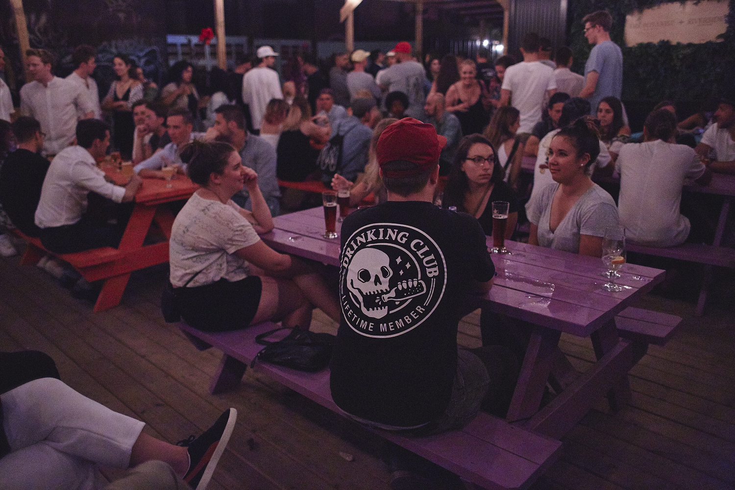 Chaude soirée bondée pour l'ouverture officielle de Riverside [Photo]