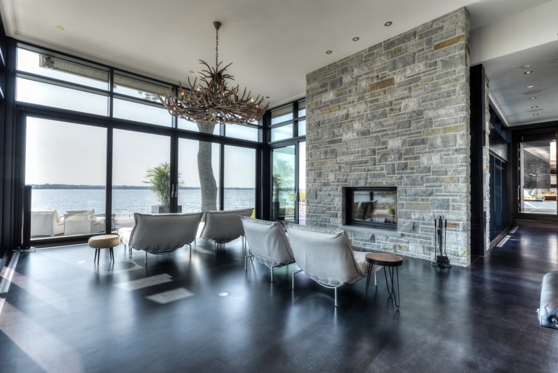 Cette somptueuse villa québécoise à tomber par terre est en vente [Photos]