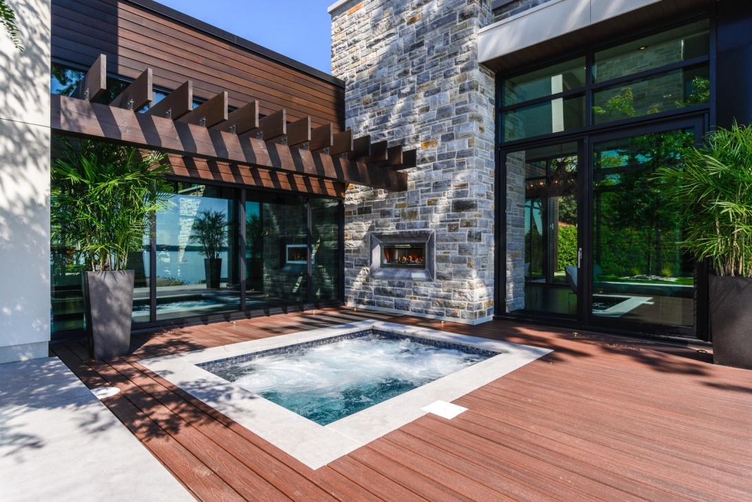 Cette somptueuse villa québécoise à tomber par terre est en vente [Photos]