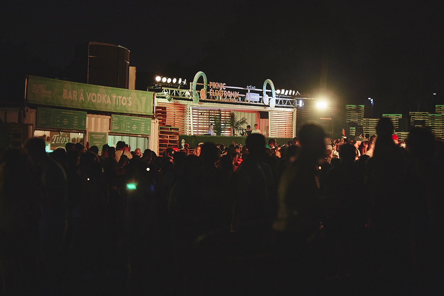 Ambiance de feu et belles personnes pour le Piknic de clôture en collaboration avec Ton Barbier [Photos]