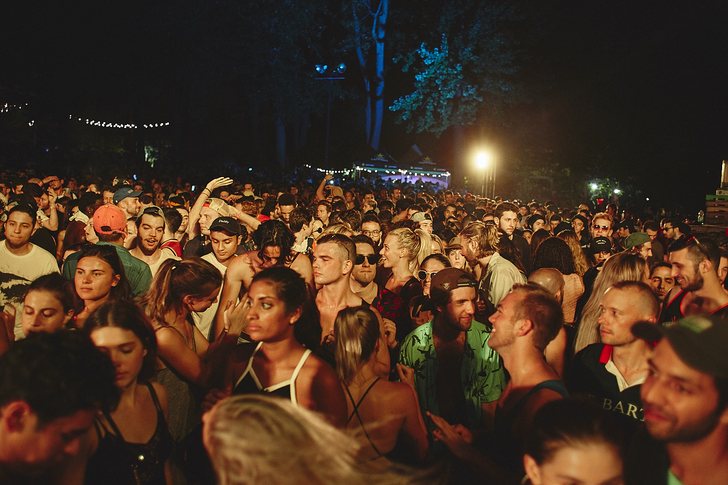 Ambiance de feu et belles personnes pour le Piknic de clôture en collaboration avec Ton Barbier [Photos]