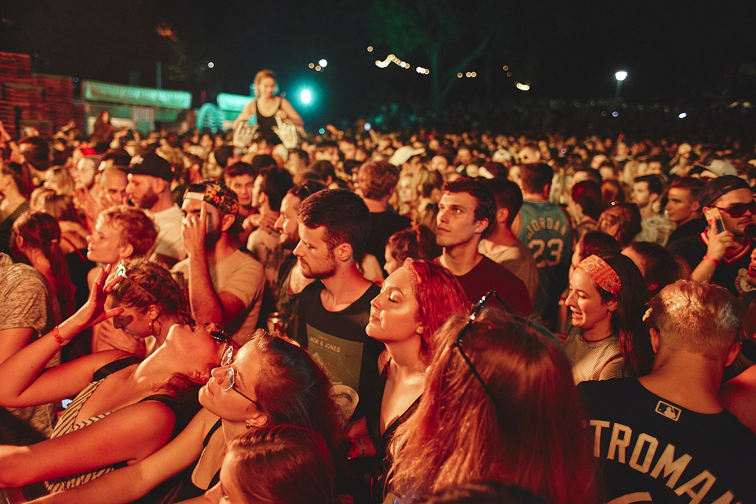 Ambiance de feu et belles personnes pour le Piknic de clôture en collaboration avec Ton Barbier [Photos]