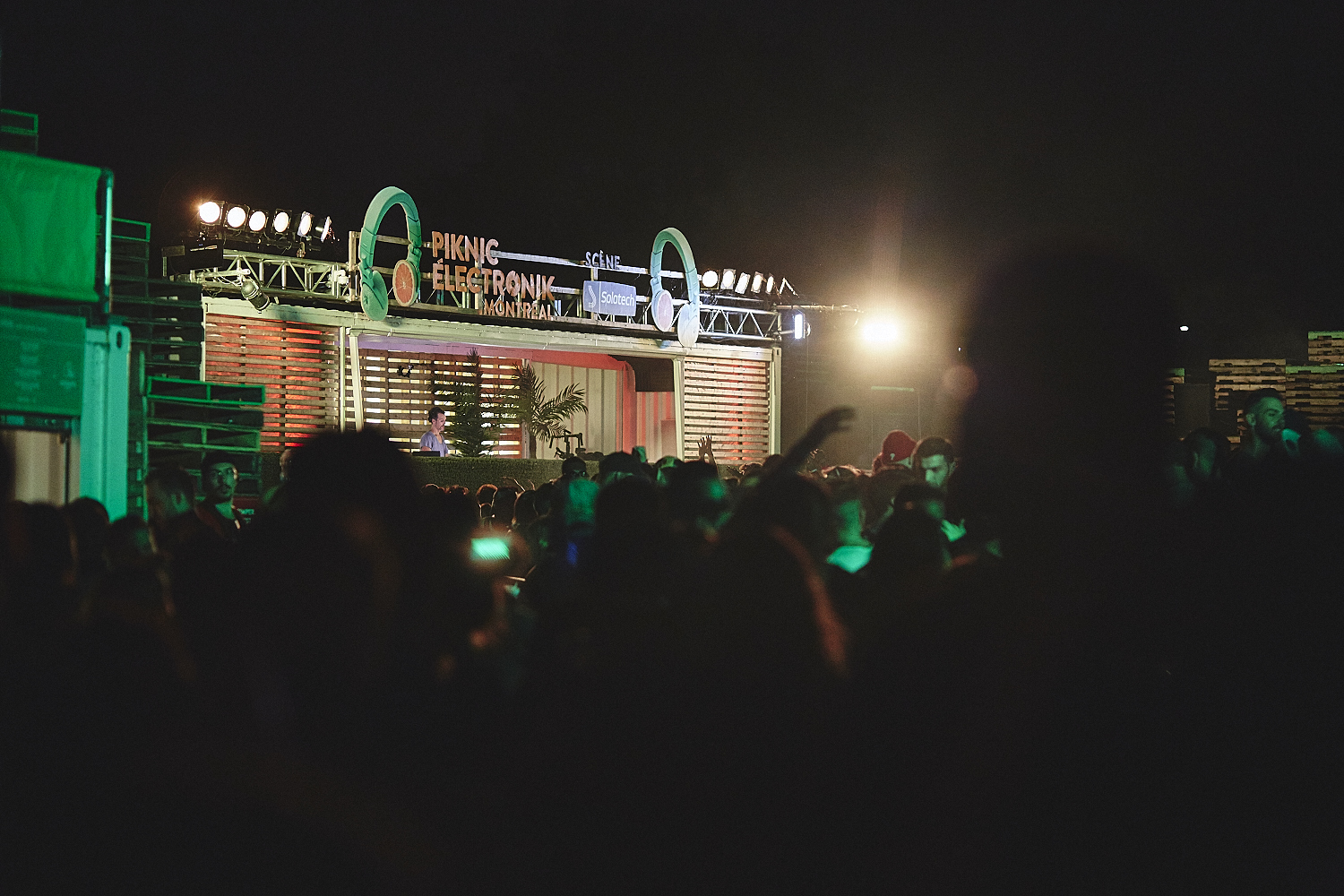 Ambiance de feu et belles personnes pour le Piknic de clôture en collaboration avec Ton Barbier [Photos]