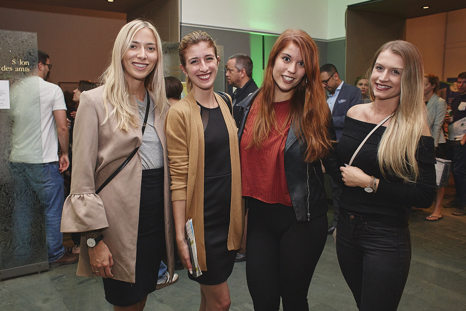 5 à 9 au McCord: Une soirée festive dans le Montréal du futur avec musique et cocktails [Photos]
