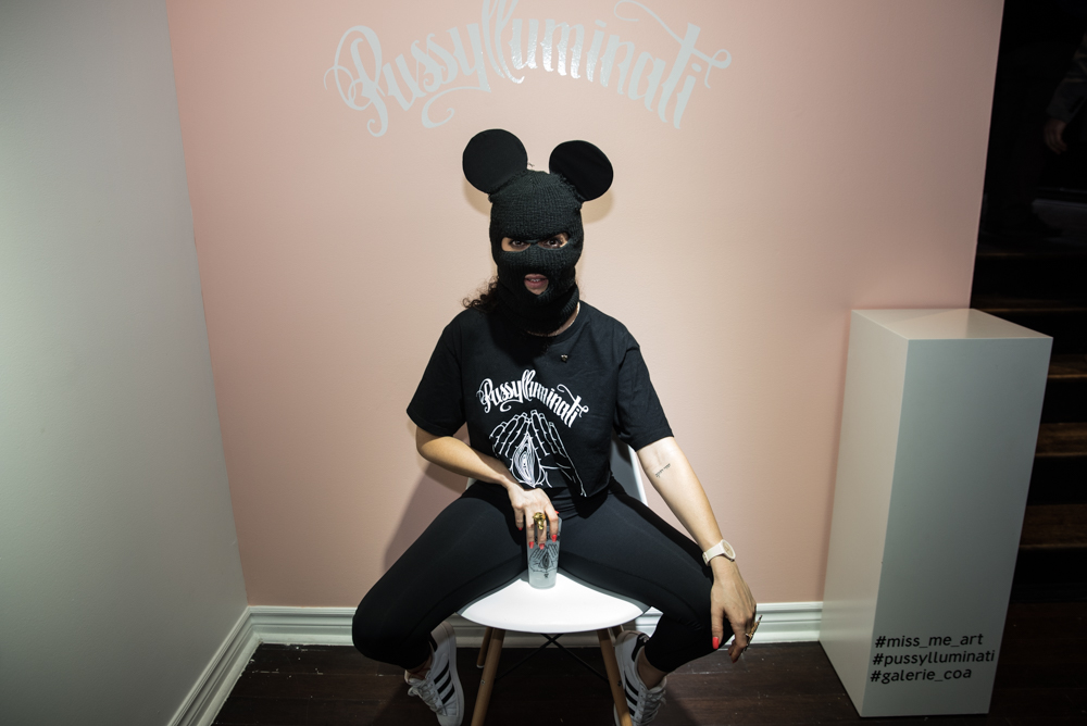 Pussylluminati: une expo procovante et géniale par MissMe x Nastia Cloutier-Ignatiev [NSFW]