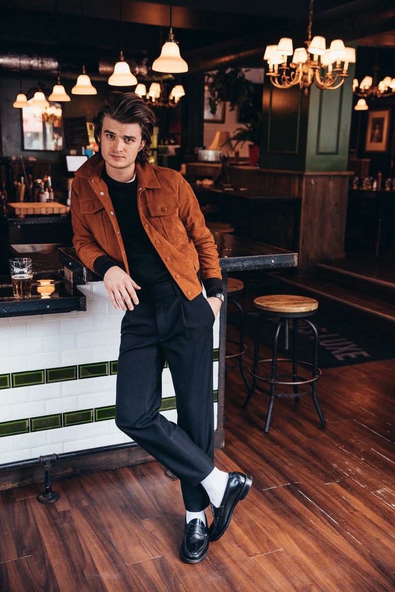 Joe Keery de Stranger Things en entrevue à Montréal avec le magazine GQ [Photos]