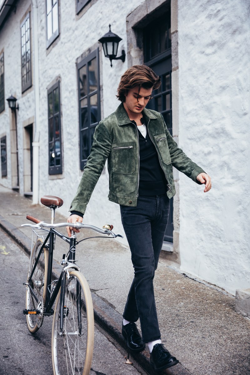 Joe Keery de Stranger Things en entrevue à Montréal avec le magazine GQ [Photos]