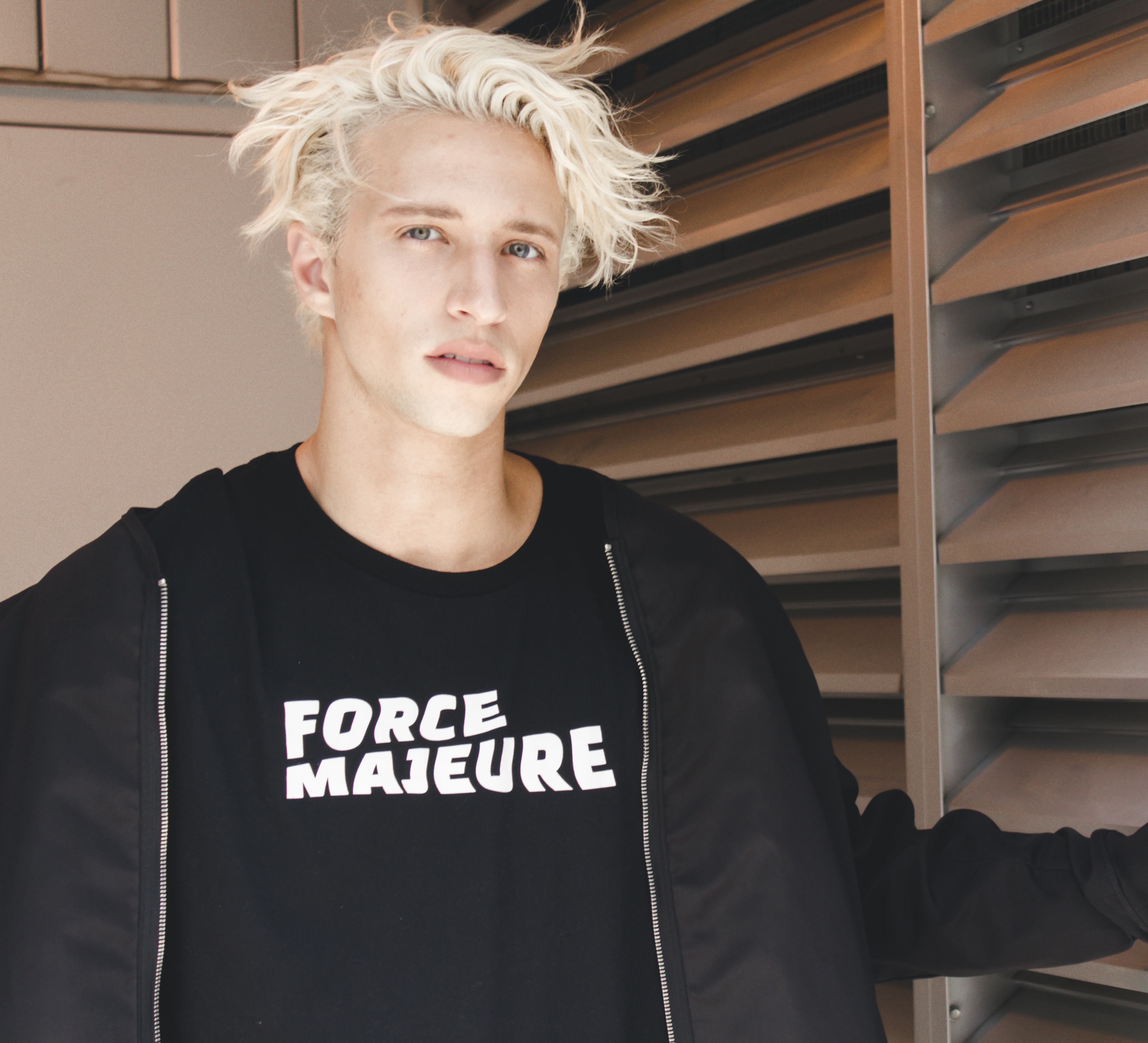 Force Majeure, le streetwear montréalais au design minimaliste
