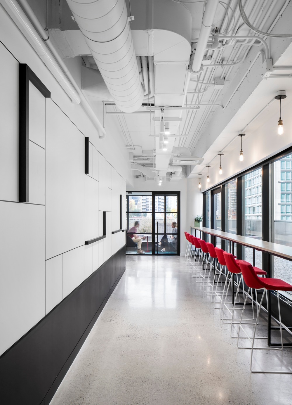 Voyez les bureaux montréalais d'Electronic Arts: beaux, designs et colorés [Photos]