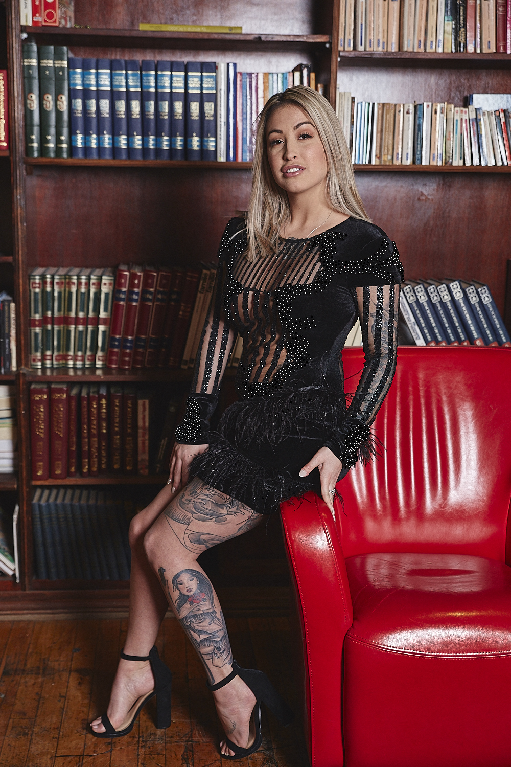 Carolane de Barmaids, terminer 2017 en beauté et en glamour [Girl Crush 165]
