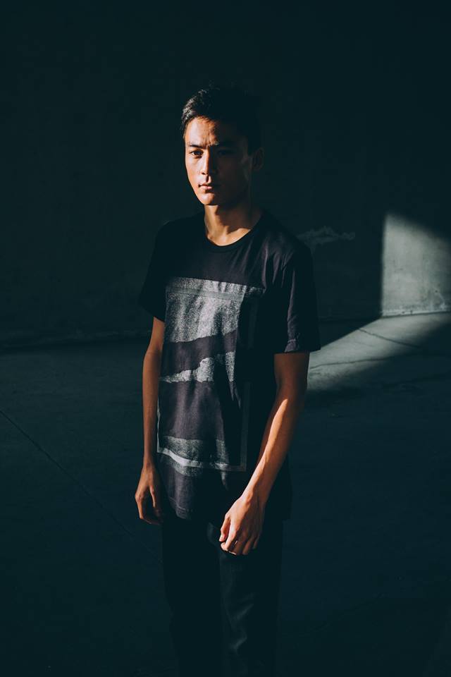 Le lookbook sombre et beau de Social Tease X Baillat par William Wachter