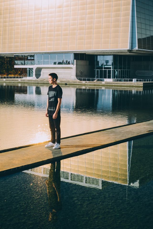 Le lookbook sombre et beau de Social Tease X Baillat par William Wachter