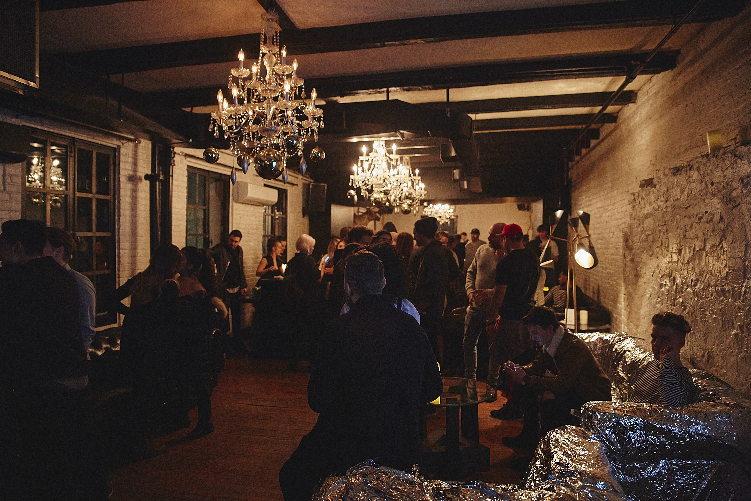 Soirée House of Youth à l'Auberge St-Gabriel avec plein de beau monde