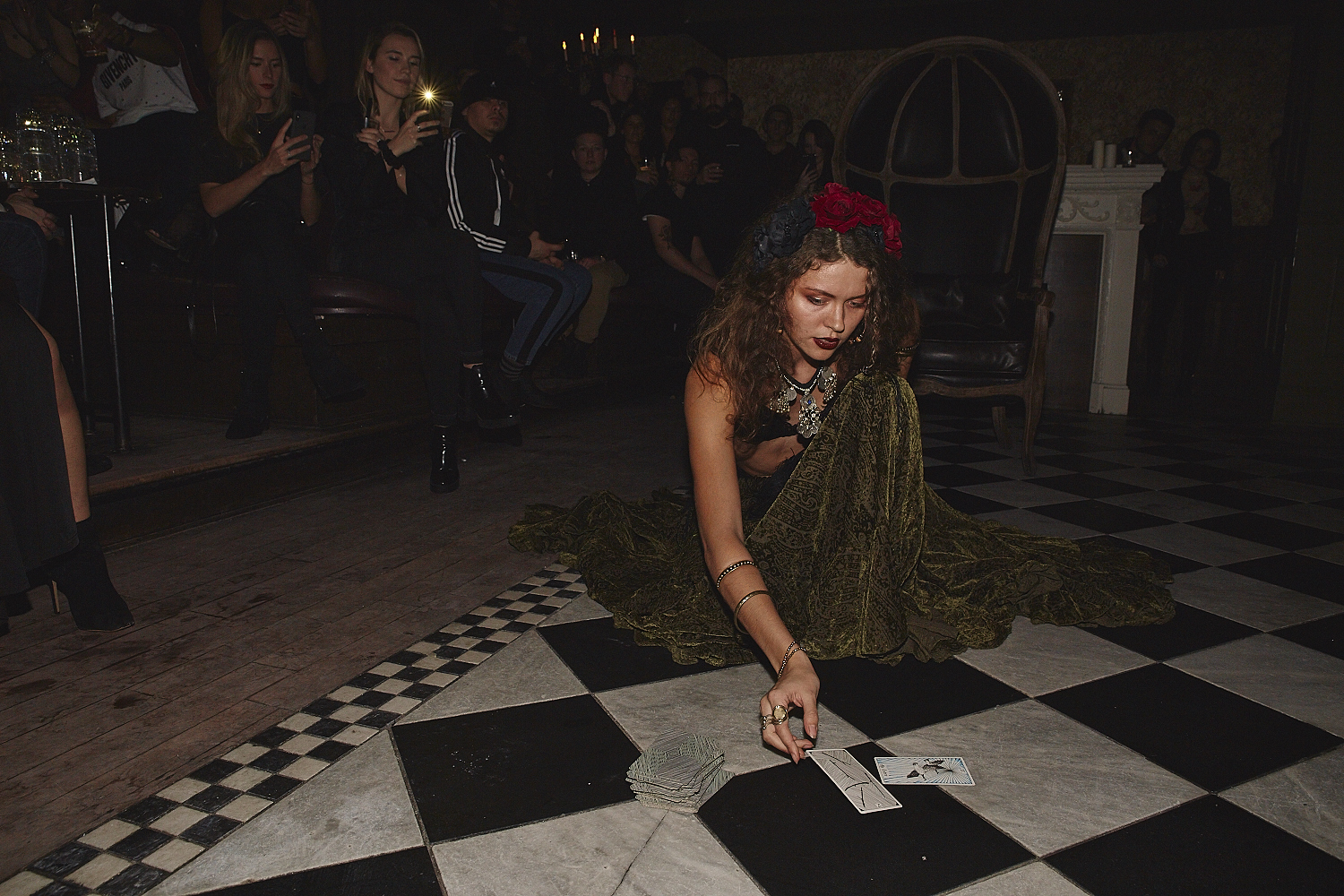 Sokoloff Lingerie enflamme le Mayfair pour son torride et sexy défilé [Photos]