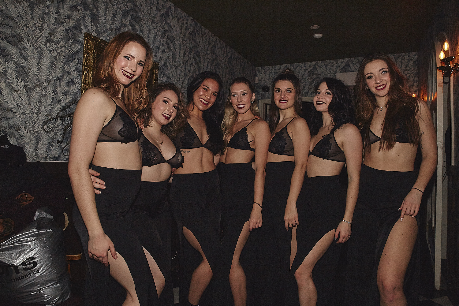 Sokoloff Lingerie enflamme le Mayfair pour son torride et sexy défilé [Photos]