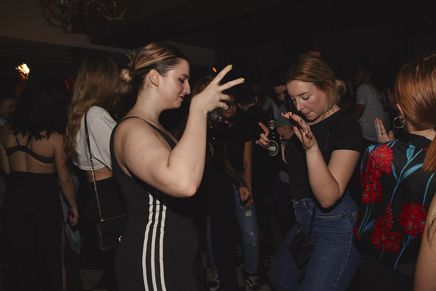 Sokoloff Lingerie enflamme le Mayfair pour son torride et sexy défilé [Photos]