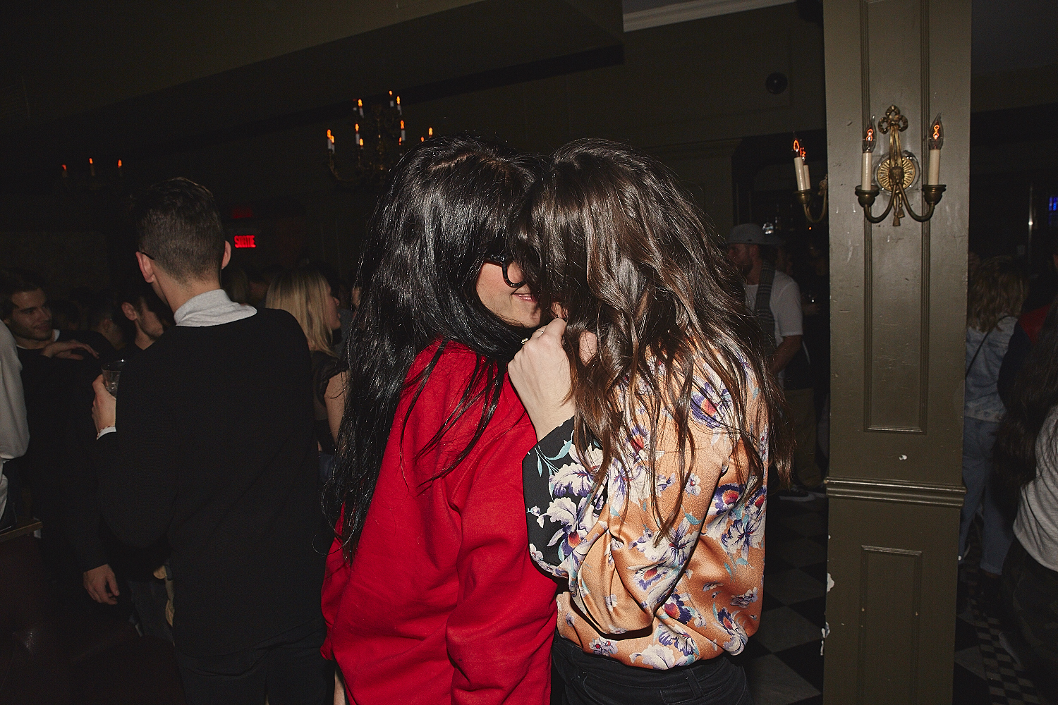 Sokoloff Lingerie enflamme le Mayfair pour son torride et sexy défilé [Photos]