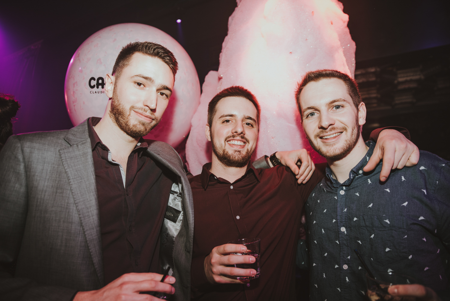 Claudia Tihan célèbre sa fête façon Candy Land et Burlesque au Club La Voûte [Photos]