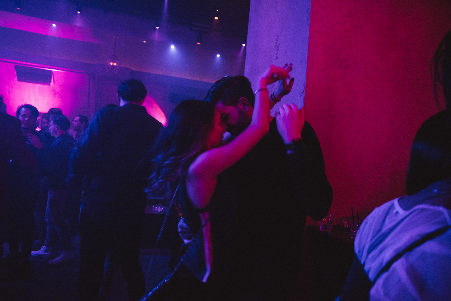 Claudia Tihan célèbre sa fête façon Candy Land et Burlesque au Club La Voûte [Photos]