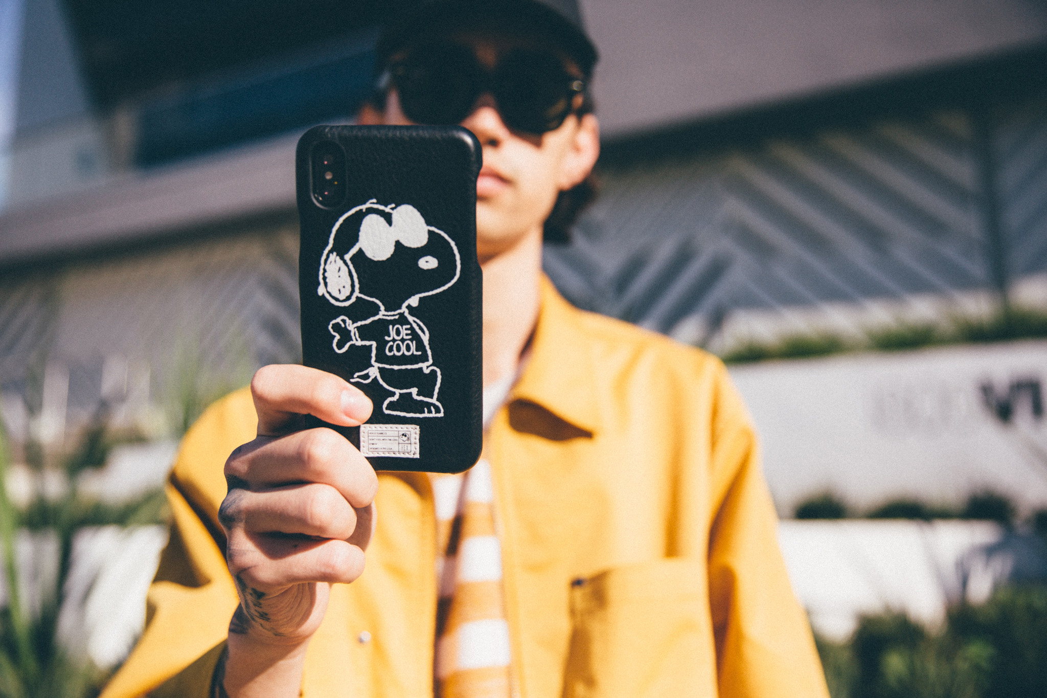 HEX lance une capsule d&rsquo;accessoires Peanuts pour Nordstrom avec Snoopy