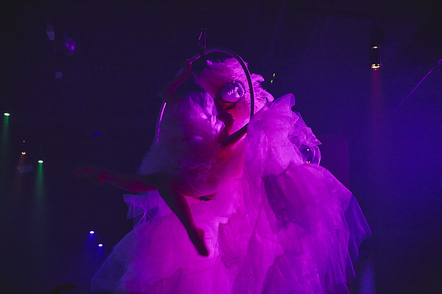 Party Mardi Gras sexy et carnavalesque à la Voûte [Photos]