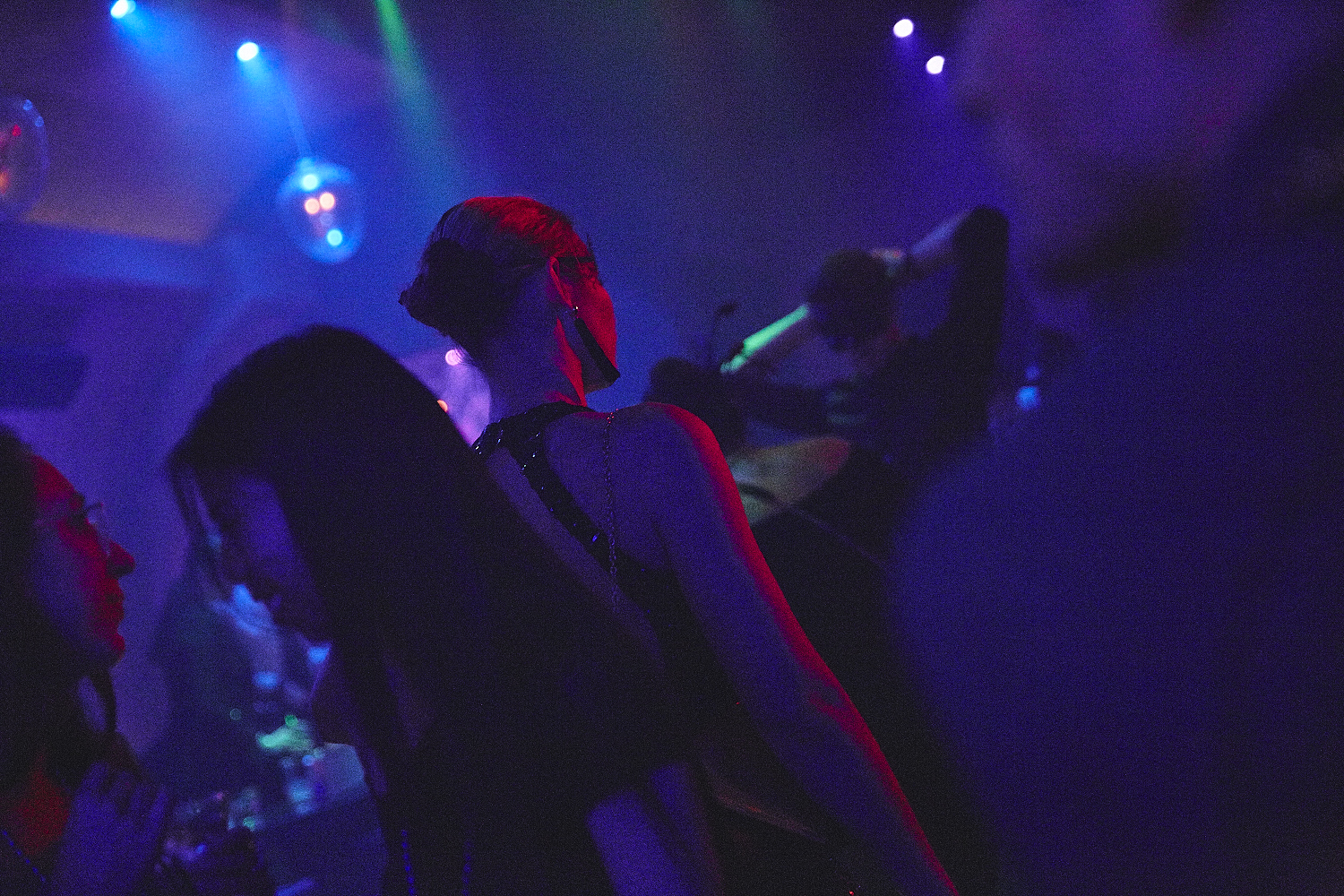 Party Mardi Gras sexy et carnavalesque à la Voûte [Photos]