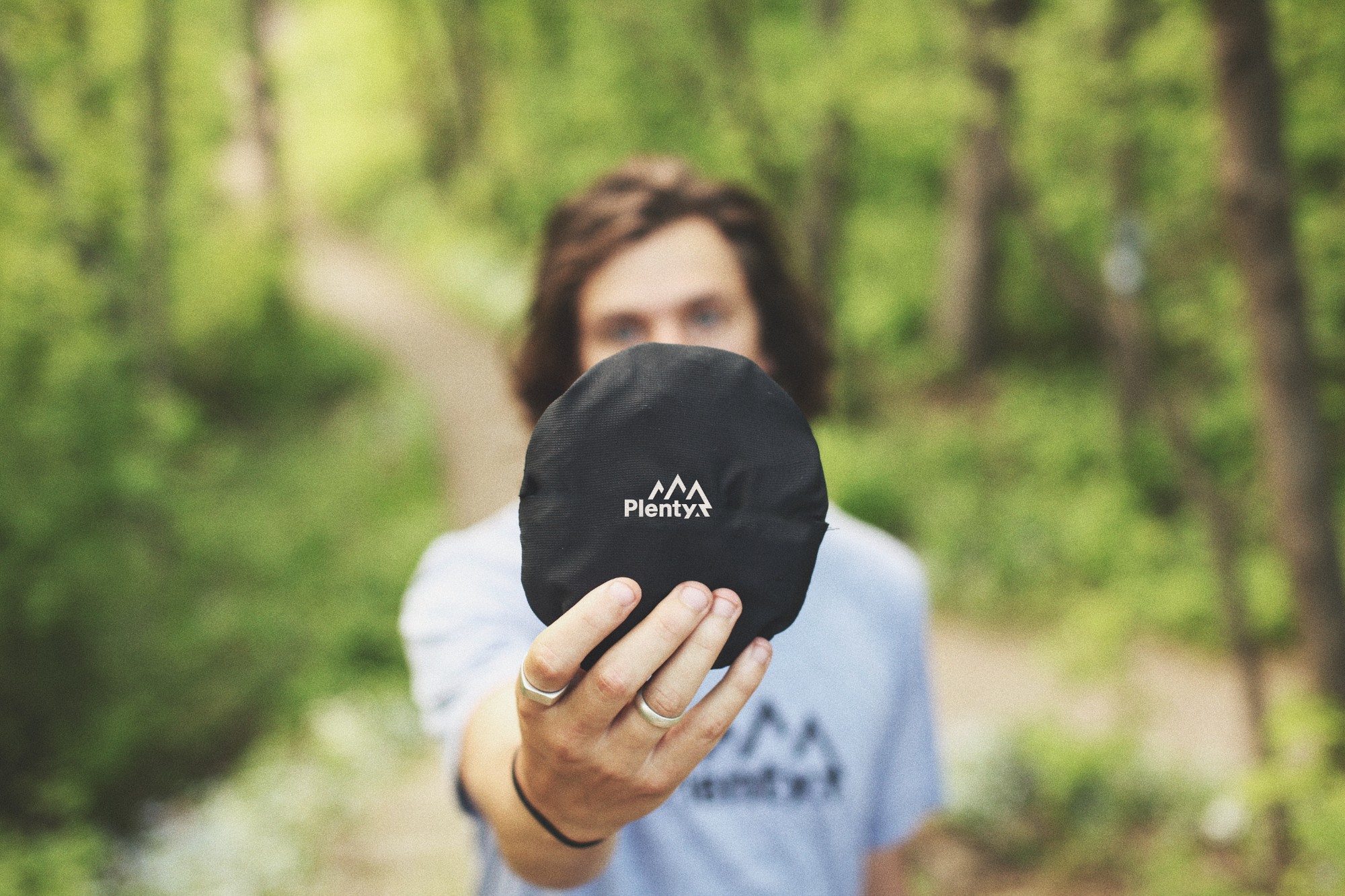 Plenty Humanwear dévoile son inspirant lookbook printanier [Photos]