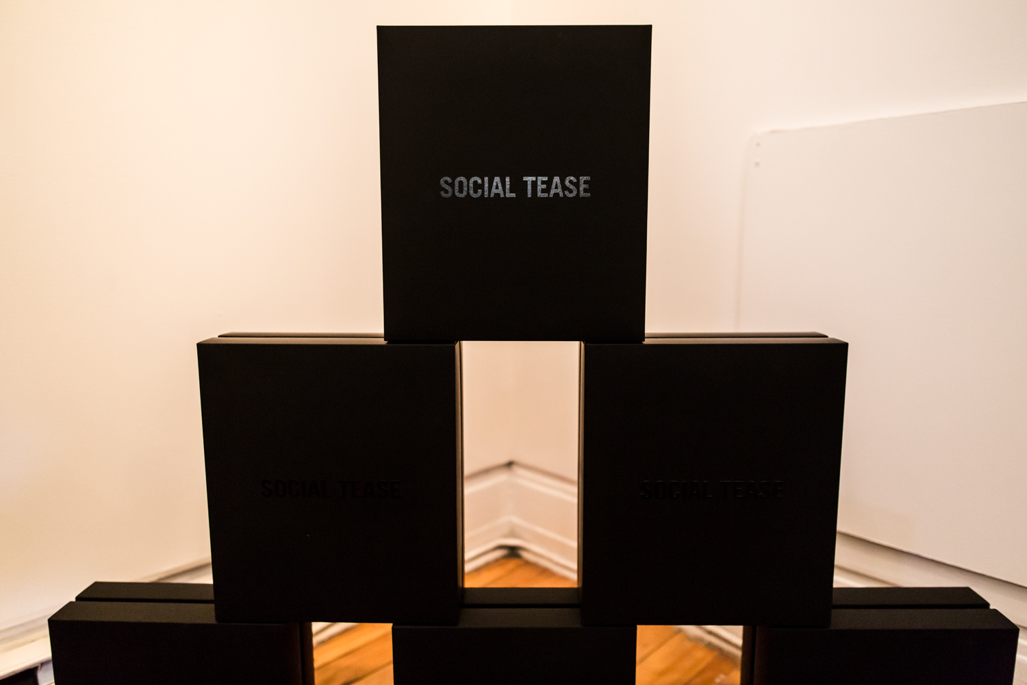 Très cool lancement intime pour Social Tease à Espace Pop [Photos]