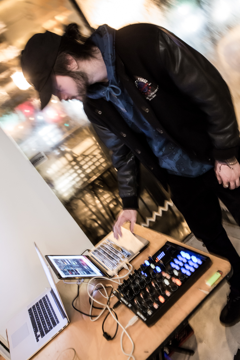 Très cool lancement intime pour Social Tease à Espace Pop [Photos]