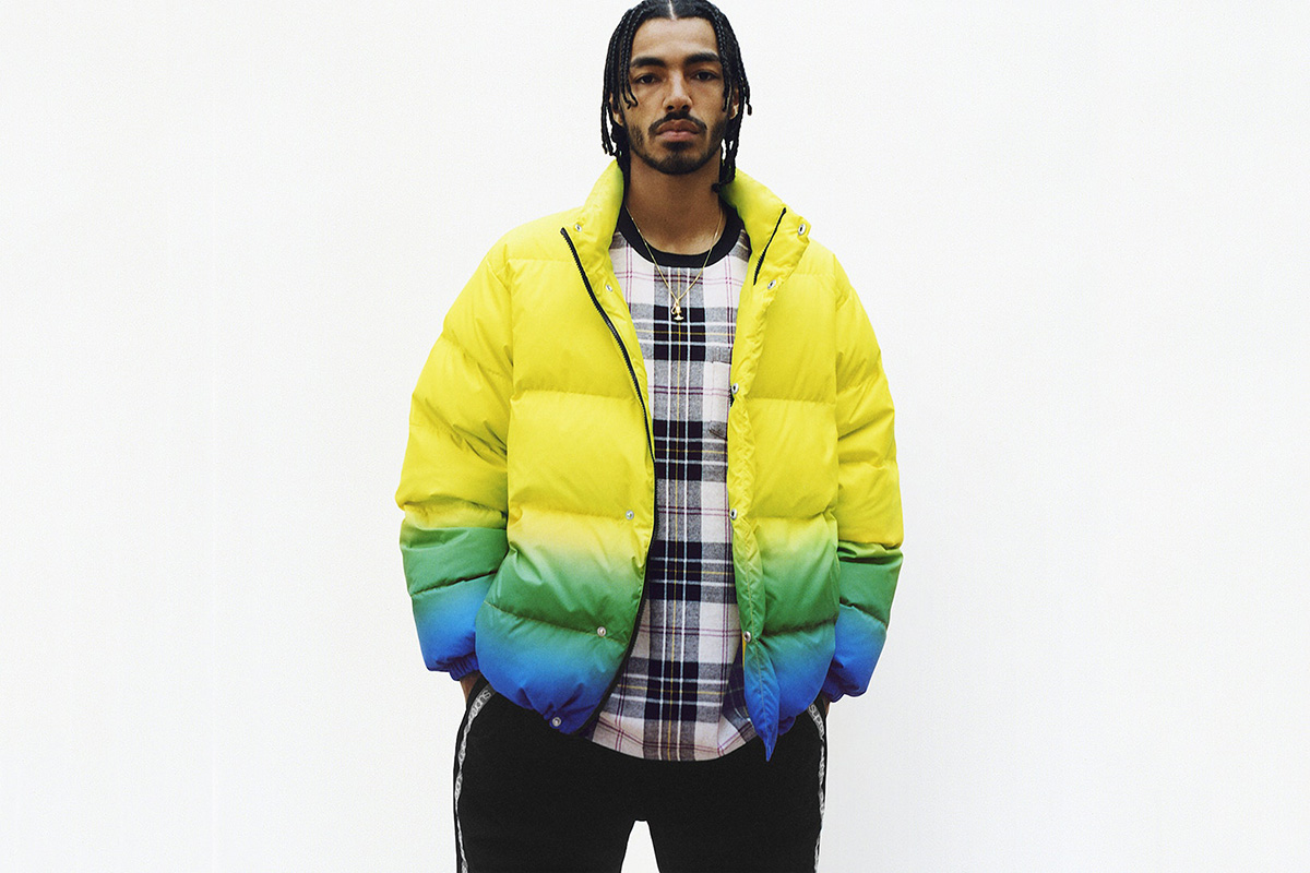 Supreme fait enfin des suits pour leur collection SS18 [Lookbook]